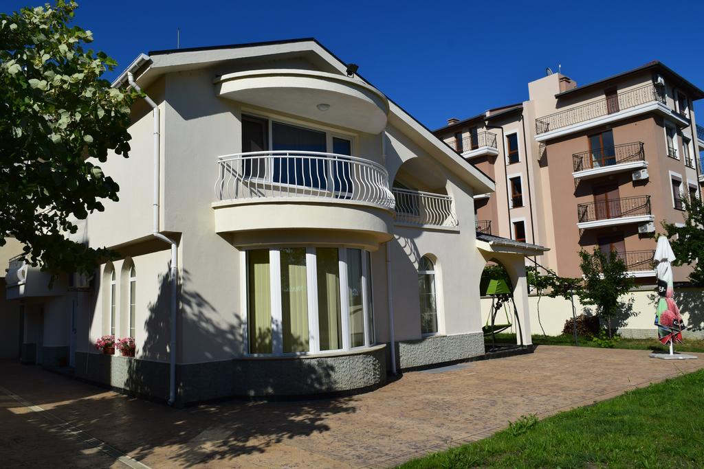 Hotel Eva Ravda Exterior photo